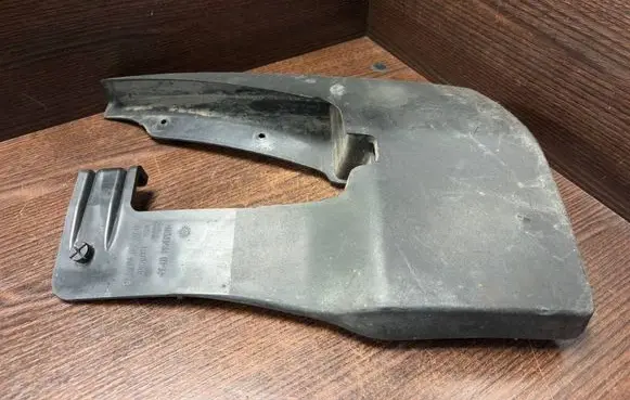 Mercedes-Benz Sprinter W906 Front mudguard 9068820104 A9068820104