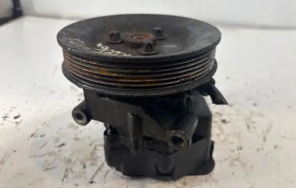 Mercedes-Benz Vito Viano W639 Power steering pump 61289 0034667101 LH2112244