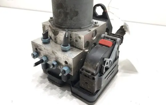 Audi Q8 ABS Pump 4M6907379N
