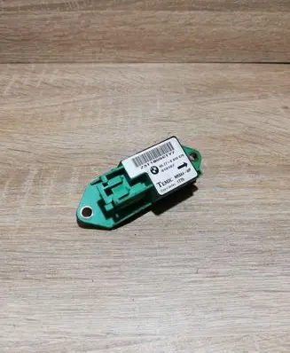 BMW 5 E39 Airbag deployment crash/impact sensor 6910678