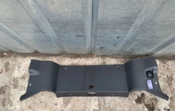 Mercedes-Benz SL R230 Centre console side trim rear A2306902325