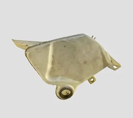 Toyota Previa (XR30, XR40) II Windshield washer fluid reservoir/tank