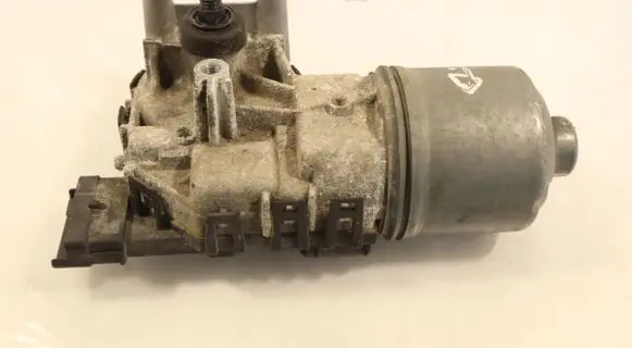 Peugeot 408 II Wiper motor 0390241587