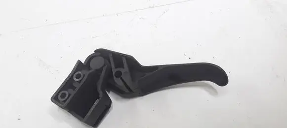 Volkswagen PASSAT B5.5 Engine bonnet (hood) release handle 3B1823533