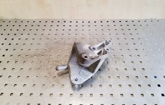 Opel Astra J Gearbox mounting bracket 13248661