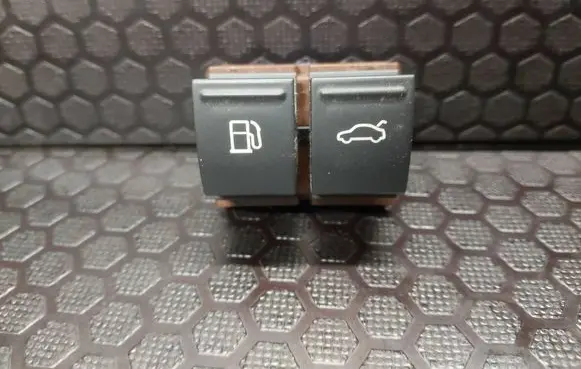 Volkswagen PASSAT CC Fuel tank opening switch 3C0959903B 035901S