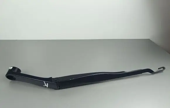 KIA Stinger Front wiper blade arm
