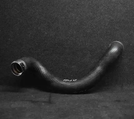 Mercedes-Benz C W204 Intercooler hose/pipe A2045282682