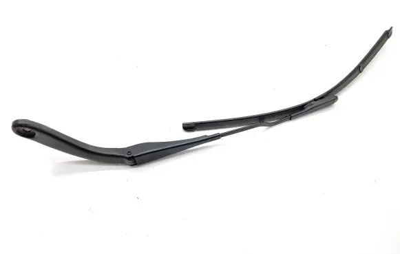 BMW 1 F20 F21 Front wiper blade arm 7239519 61617239519