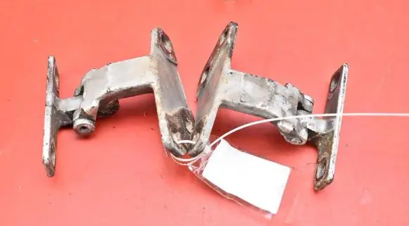 BMW X5 E53 Tailgate/trunk/boot hinge 8402183