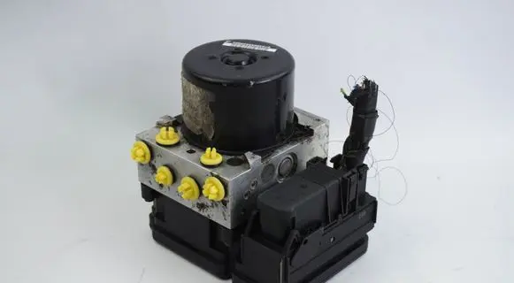 Ford Focus ABS Pump BV612C405AJ 10096101943 10021208904