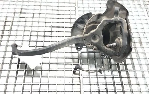 Mercedes-Benz CL C215 Front wheel hub spindle knuckle 