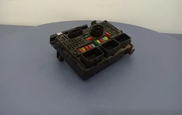 Peugeot 407 Fuse box set 9658539180
