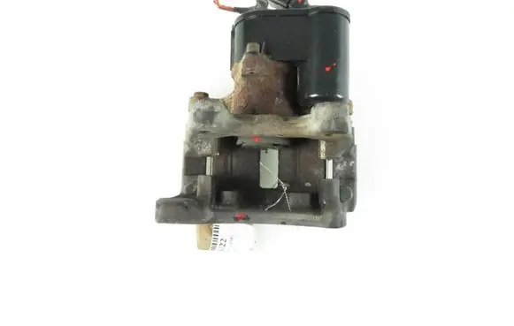 Volkswagen PASSAT CC Rear brake caliper 32332267K
