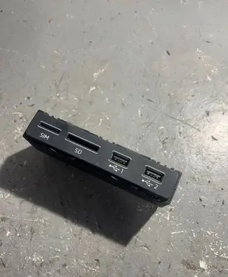 USB socket connector