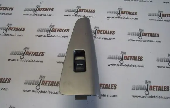 Toyota Corolla Verso E121 Electric window control switch 8403013030
