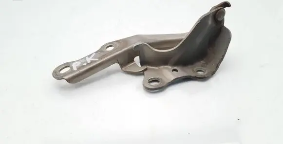 Engine bonnet/hood hinges