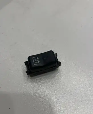 Mercedes-Benz C W202 Windscreen/window heater switch 1408205110 501501