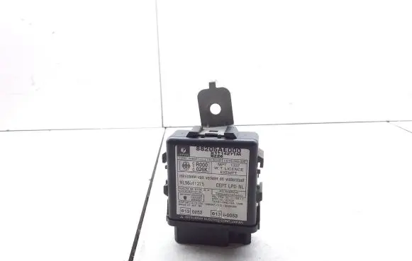 Subaru Legacy Immobilizer control unit/module 88205AE000 E130252