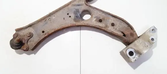 Volkswagen Golf V Front lower control arm/wishbone