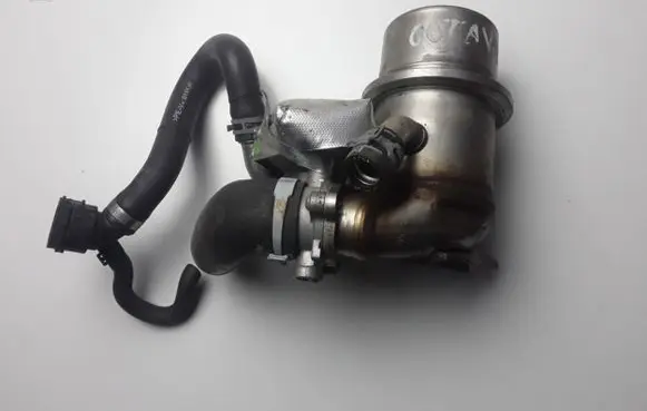 Skoda Octavia Mk3 (5E) EGR valve cooler 04L131512BR