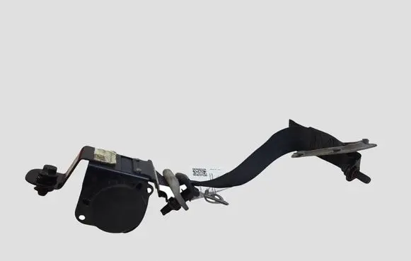 KIA Sportage Rear seatbelt 898201F000