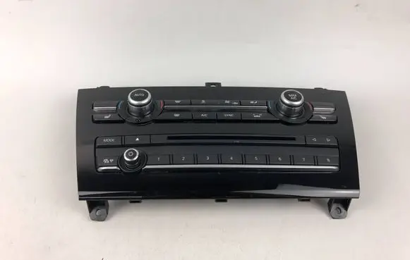 BMW X3 F25 Climate control unit 6825513