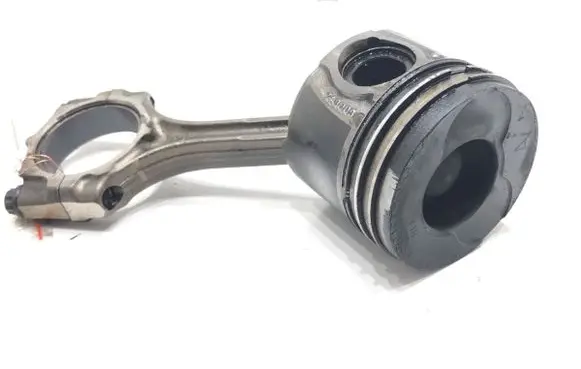 Toyota Yaris Piston with connecting rod 1ND