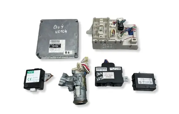 Toyota RAV 4 (XA20) Engine ECU kit and lock set 1758005441 8966142A10 0819012930