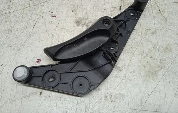 BMW 5 F10 F11 Engine bonnet (hood) release handle 51239114002