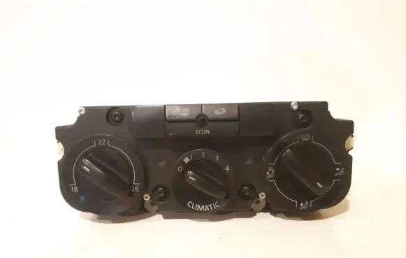 Volkswagen Touran I Climate control unit