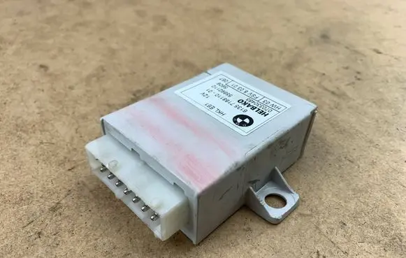 BMW 5 E60 E61 Tailgate/trunk control unit/module 7188110 61357188110 61350409889