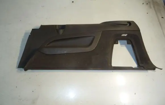 Audi Q7 4L Trunk/boot side trim panel 4L0863880