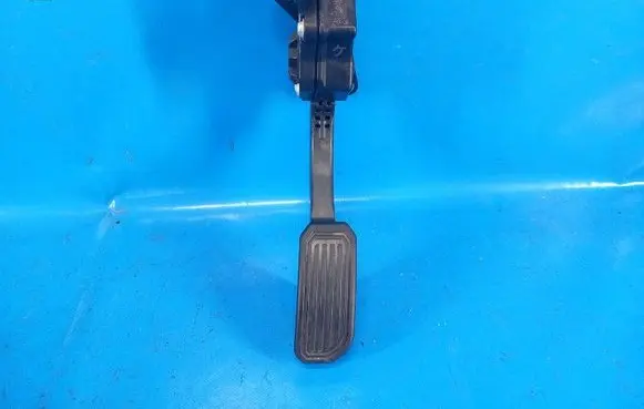 Toyota Prius (XW30) Gear shift selector indicator 7811012050