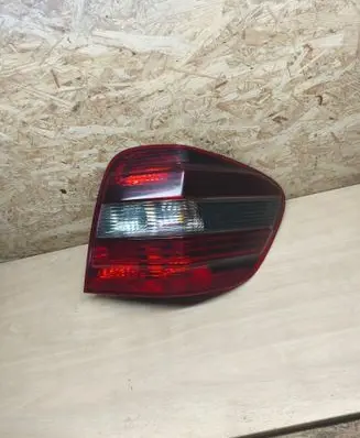 Mercedes-Benz ML W164 Rear/tail lights