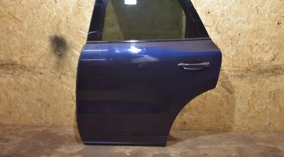 Porsche Cayenne (9Y0 9Y3) Rear door D336