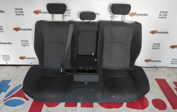 Toyota Prius (XW50) Rear seat 