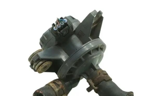 Lexus CT 200H Water pump G904047090