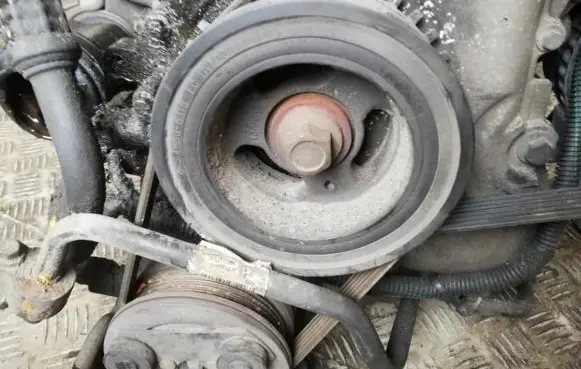 Volvo V50 Crankshaft pulley 4m506316