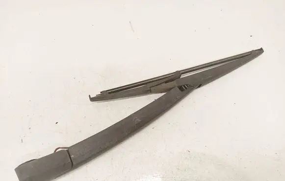Toyota Corolla Verso AR10 Rear wiper blade arm 