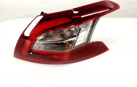 Peugeot 308 Rear/tail lights 9677817580