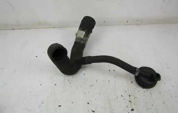 Volkswagen Golf III Air intake hose/pipe 