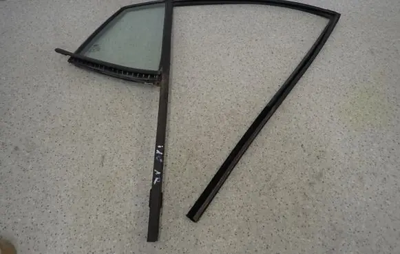 Hyundai i10 Sliding door window/glass I10SZYBAAR