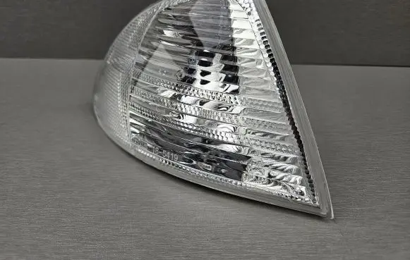 BMW 3 E46 Front indicator light 6902770 63136902770