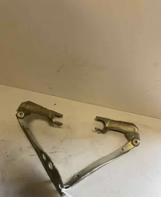Volvo C30 Engine bonnet/hood hinges 30753597 30753598