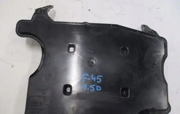 BMW 2 F45 Air filter box 8513917
