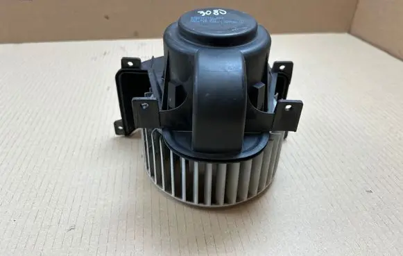 Volkswagen Amarok Heater fan/blower 2H1820021