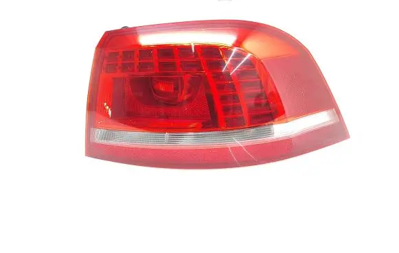 Volkswagen PASSAT B7 Rear/tail lights 3AF945310
