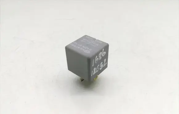 KIA Carnival Other relay 0K2FA67740