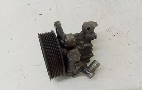 Mercedes-Benz S W221 Power steering pump A0044668901